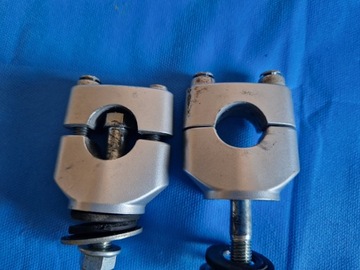 SUZUKI GSR 750 2011 крепление на руль