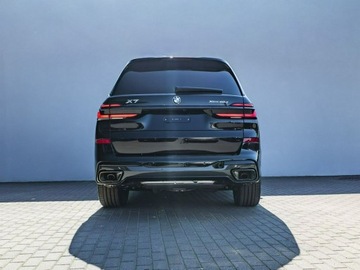 BMW X7 SUV Facelifting 3.0 40d 352KM 2025 BMW X7 xDrive40d - Dostępny od ręki!, zdjęcie 5