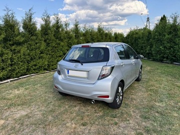 Toyota Yaris III Hatchback 5d Facelifting 1.33 Dual VVT-i 99KM 2014 Toyota Yaris 1,3 VVTi- 99KM B+G Kamera Cofania, zdjęcie 13