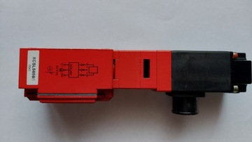 Предохранительный выключатель XCSL565B1 056043 Телемеханика
