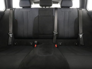 BMW Seria 5 G30-G31 Touring 520d 190KM 2018 BMW 520 FV23 520d Automat xDrive M Sport Nawigacja, zdjęcie 17