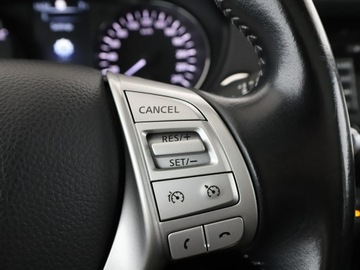 Nissan Qashqai II Crossover 1.6 dCi 130KM 2017 Nissan Qashqai automat panorama navi klima auto, zdjęcie 27