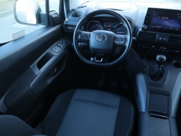 Toyota 2021 Toyota ProAce City Verso 1.5 D-4D, Salon Polska, zdjęcie 6