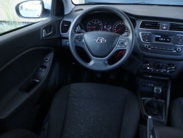 Hyundai i20 II Hatchback 5d Facelifting KAPPA 1.2 MPI 75KM 2019 Hyundai i20 1.2, Klima, zdjęcie 6