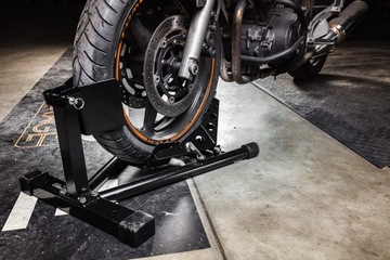 Подставка-держатель мотоцикла для переднего колеса и шины