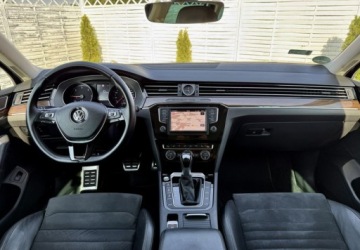 Volkswagen Passat B8 Variant 2.0 TDI SCR 240KM 2016 Volkswagen Passat Volkswagen Passat 2.0 TDI Bi-Turbo BMT 4Mot Highline DSG, zdjęcie 8