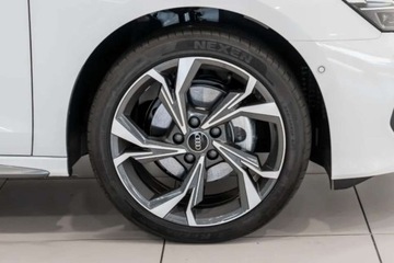 Audi A3 8Y Limousine Facelifting 1.5 35 TFSI 150KM 2025 Audi A3 Limousine S tronic S line Design Technology 1.5 Benzyna, zdjęcie 9