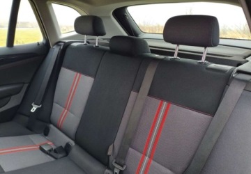 BMW X1 E84 Crossover Facelifting xDrive 18d 143KM 2014 BMW X1 BMW X1 xDrive18d Sport Line 2.0 Diesel 143KM, zdjęcie 17