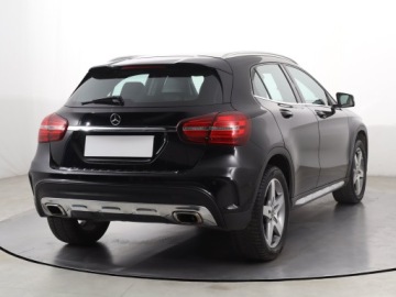 Mercedes GLA I Off-Roader Facelifting 1.6 200 156KM 2018 Mercedes GLA GLA 200, Salon Polska, Serwis ASO, zdjęcie 4