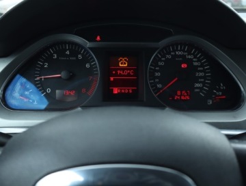 Audi A6 C6 Limousine 2.4 V6 24V 177KM 2006 Audi A6 2.4, Automat, Klima, Klimatronic, zdjęcie 10