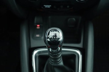 Nissan Qashqai II Crossover Facelifting 1.3 DIG-T  160KM 2018 Nissan Qashqai 1.3 DIG-T, Salon Polska, zdjęcie 10