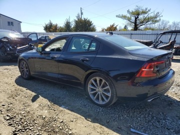 Volvo S60 III 2021 Volvo S60 T5 Momentum 2021 2.0l 2.0 Benzyna 250KM, zdjęcie 1