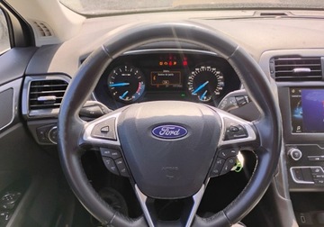 Ford Mondeo V Sedan 2.0 TDCi 150KM 2019 Ford Mondeo 2019r, 2.0 TDCI. Uszkodzony przod. Jezdzi. 2.0 Diesel 150KM, zdjęcie 10