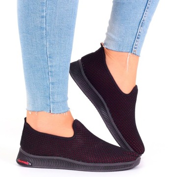 LECIUTKIE BUTY ADIDASY SPORTOWE WSUWANE CZARNE