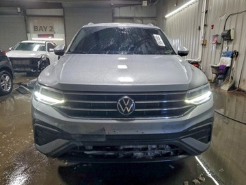 Volkswagen Tiguan II 2022 Volkswagen Tiguan 2022 VOLKSWAGEN TIGUAN SE 2.0 Benzyna 184KM, zdjęcie 4