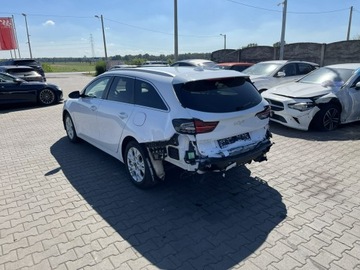 Kia Ceed III Kombi Facelifting 1.5 T-GDI 160KM 2024 Kia Cee'd Automat Podgrzewanie Klimatronik Kamera, zdjęcie 5