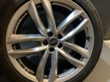 AUDI Q7 4M0601025S RÁFKY ALU KOLA 285/40 R21