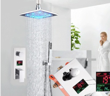 КОМПЛЕКТ ВСТРАИВАННОГО ДИСПЛЕЯ, ДОЖДЕВОЙ ДУШ С LED-подсветкой