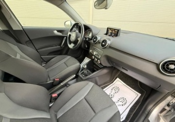 Audi A1 I Sportback 5d Facelifting 1.4 TDI ultra 90KM 2016 Audi A1 Sportback auto jak nowe w bogatej wersjiliftled 1.4 Diesel 90KM, zdjęcie 10