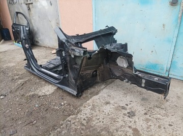 AUDI A4 B9 PODŁUŻNICA PRÓG SŁUPEK