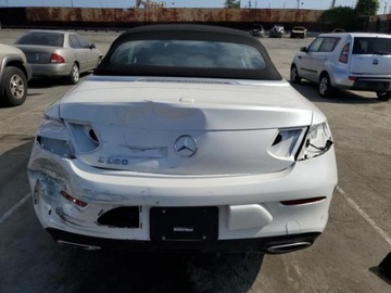 Mercedes Klasa C W206 2021 Mercedes-Benz Klasa C 2021, 2.0L, od ubezpieczalni, zdjęcie 1