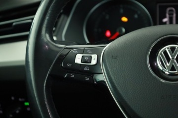 Volkswagen Passat B8 Variant 2.0 TDI BlueMotion SCR 150KM 2016 VW Passat 2.0 TDI, Automat, Navi, Klima, zdjęcie 13