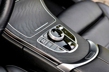 Mercedes Klasa C W205 Kombi Facelifting 1.6 180 156KM 2018 Mercedes C 180 AMG Line Full Led Panorama Dach, zdjęcie 31