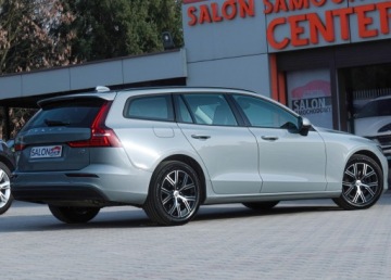 Volvo V60 II  2024 Volvo V60 2,0T 177 aut Hak Ogrz,Kier.+4xFotele Kamera DVD DAB NFC perła ACC, zdjęcie 5