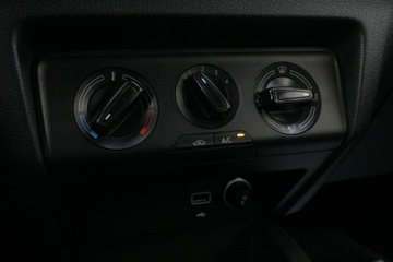 Skoda Fabia III Kombi Facelifting 1.0 TSI 95KM 2019 Skoda Fabia AMBITION 1.0 TSI 95KM Salon Polska GWARANCJA SelectCar+ FV23%, zdjęcie 26