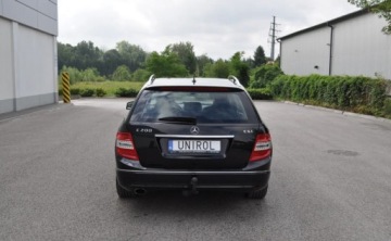 Mercedes Klasa C W204 Kombi T204 1.8 200 CGI BlueEFFICIENCY 184KM 2011 Mercedes-Benz Klasa C 200 CGI Avangarde Automat Benzyna 1.8 Benzyna 183KM, zdjęcie 35