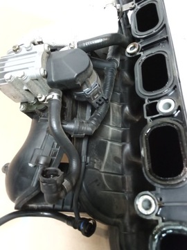BMW E90 E60 KOLEKTOR SACÍ/ZBĚRNÉ N53 B30 3.0 7559063