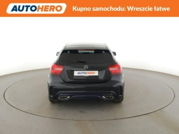 Mercedes Klasa A W176 Hatchback 5d Facelifting 180 122KM 2017 Mercedes A 180 AMG-line auto klima pdc navi, zdjęcie 5