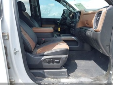 Chevrolet Silverado II 2020 Chevrolet Silverado 2020r., 4x4, 6.6L 6.6 Diesel 445KM, zdjęcie 8