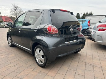 Toyota Aygo I Hatchback 5d Facelifting 1.0 VVT-i 68KM 2013 Toyota Aygo 2013-1.0 Benzyna Klima Alu, zdjęcie 5