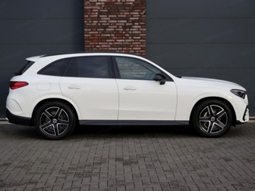 Mercedes GLC C254/X254 Coupe 2.0 220d 197KM 2025 MERCEDES-BENZ GLC 220 d 4-Matic AMG Line Suv 197KM 2025, zdjęcie 1