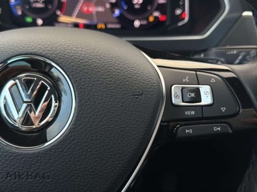 Volkswagen Tiguan II SUV 2.0 TSI 190KM 2019 Volkswagen Tiguan 190 KM 4Motion R-Line LED TOP Virtual Pakiety Salon, zdjęcie 17