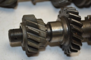 Fiat 126p Wałki choinka skrzyni biegów koła zębate