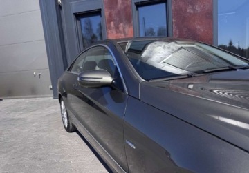 Mercedes Klasa E W212 Coupe 250 CDI BlueEFFICIENCY 204KM 2010 Mercedes-Benz Klasa E bezwypadekserwisautomat 2.1 Diesel 204KM, zdjęcie 11