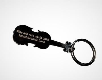 Двойная гравировка на брелок с надписью-посвящением имени.