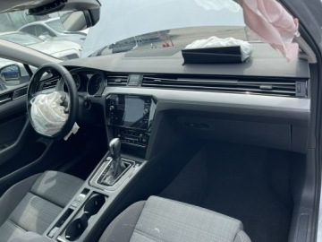 Volkswagen Passat B8 Variant Facelifting 2.0 TDI SCR 150KM 2020 Volkswagen Passat Variant Automat Podgrzewanie, zdjęcie 12