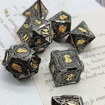 UPADŁY PALADYN ZESTAW 7 METALOWYCH KOŚCI RPG