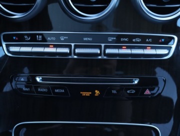 Mercedes GLC C253 SUV 2.1 220 d 170KM 2015 Mercedes GLC GLC 220 d 4MATIC, 167 KM, 4X4, zdjęcie 17