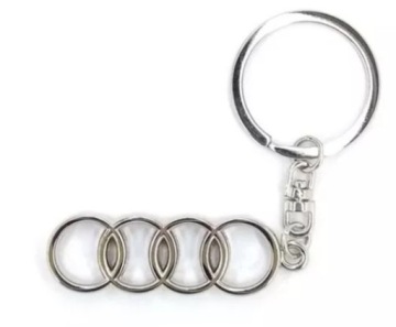 Брелок для ключей с логотипом AUDI.