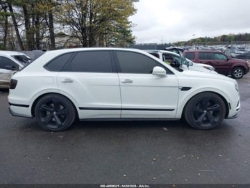 Bentley Bentayga 2018 Bentley Bentayga W12 2018 6.8 Benzyna 608KM, zdjęcie 5