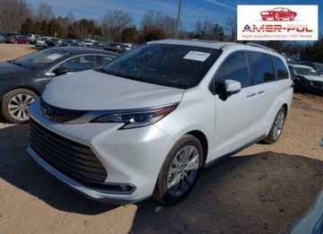 Toyota Sienna III 2023 Toyota Sienna 2023, 2.5L, PLATINUM, po gradobiciu 2.5 Benzyna 189KM