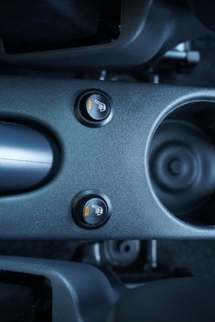 Fiat 500 II Seria 4 1.2 69KM 2017 FIAT 500 LOUNGE 1,2 DACH PANORAMICZNY AUTOMATYCZNA KLIMATYZACJA 2 PARY KÓŁ, zdjęcie 13