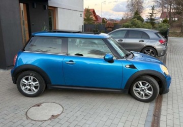 Mini One II Hatchback Facelifting 1.6 98KM 2012 MINI ONE Mini One 1600 ei szyberdach Klimatyzacja 1.6 Benzyna 98KM, zdjęcie 6