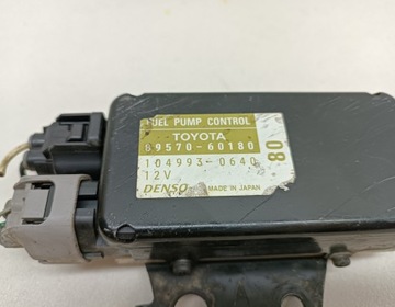 MODUL ŘÍZENÍ KOMPRESOR ZAVĚŠENÍ TOYOTA LAND CRUISER 120 89570-60180