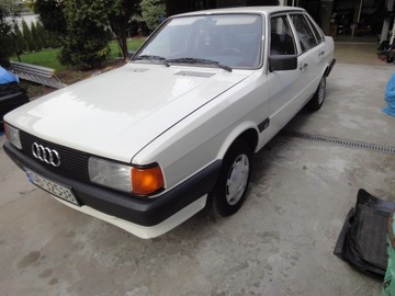 Audi 80 B2 Sedan 1.6 TD 70KM 1986