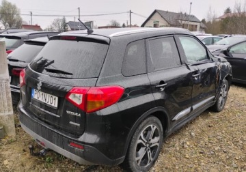 Suzuki Vitara III 2017 Suzuki Vitara 2017r, SALON POLSKA. 1.6 Benzyna. 4x4. Uszkodzony. Poobijany, zdjęcie 2